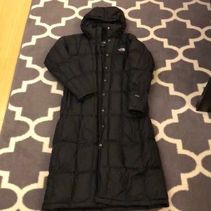 North Face long woman’s 700 coat